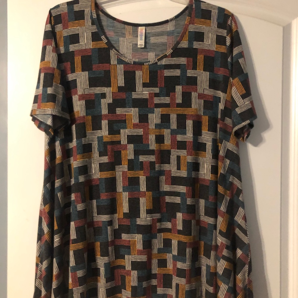 Lularoe 2XL Perfect T Tee sz 20-24